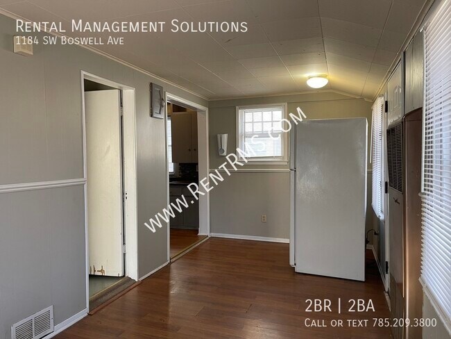 Building Photo - 1184 SW Boswell Ave