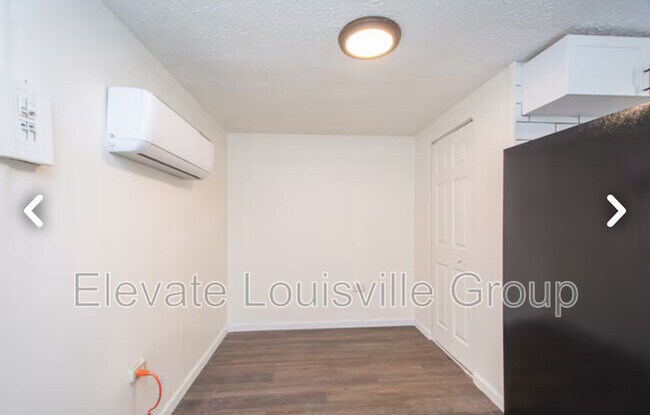 Building Photo - 1142 E Kentucky St