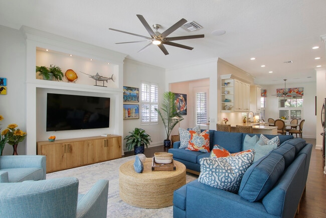 Building Photo - 136 Florence Dr