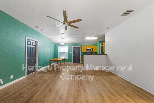Building Photo - 719 Eagle Trail