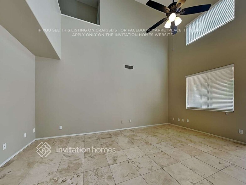 Building Photo - 13607 W Acapulco Ln