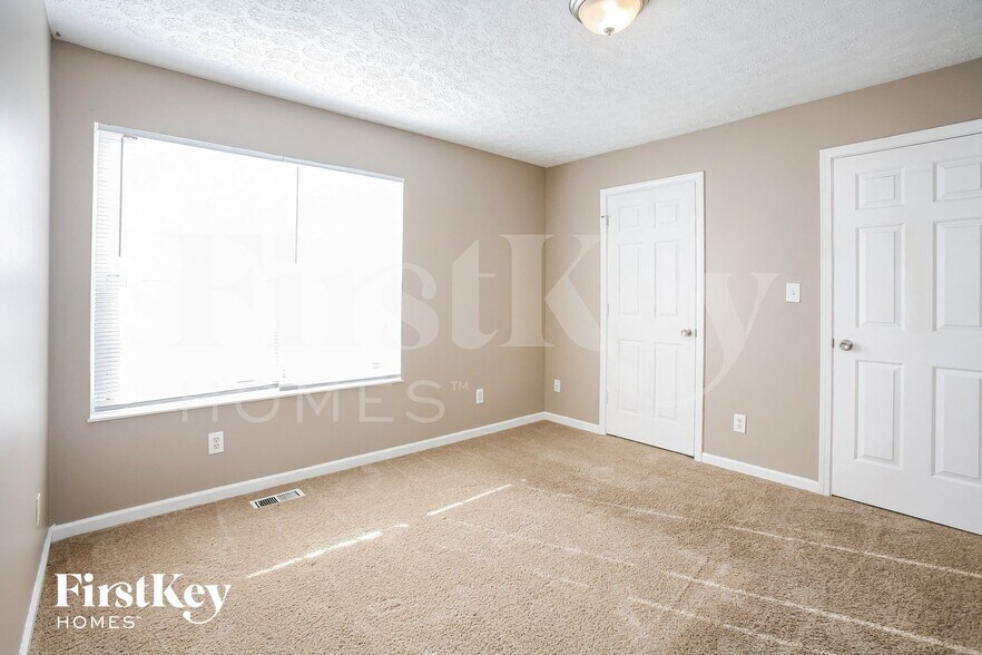 Building Photo - 3839 Libra Ln