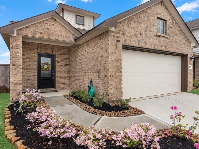 Primary Photo - 3008 Delancey Bnd Wy