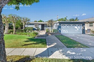 Building Photo - Gorgeous Remodelled 3 Bedroom 2 Bath Pool ...