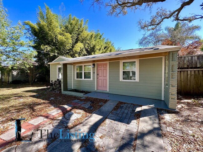 Building Photo - 5905 N Tampa St