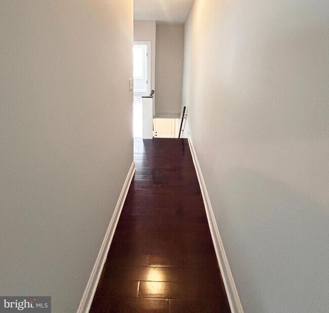 Building Photo - 6223 Hazel Ave