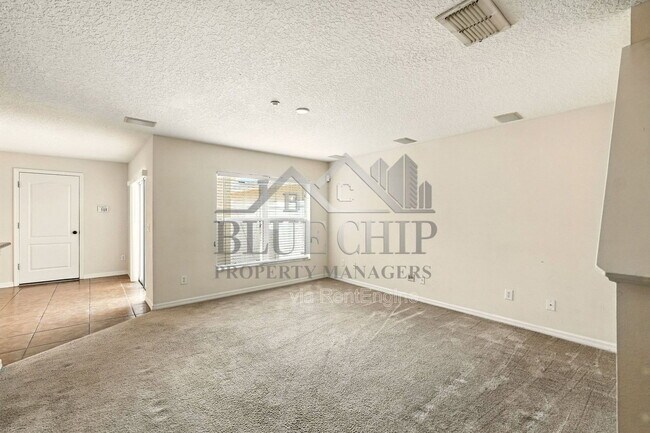 Building Photo - 13800 Golden Russet Dr