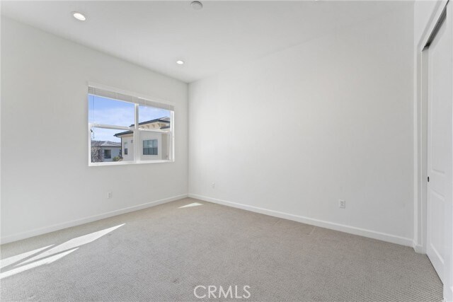 Building Photo - 171 Follyhatch