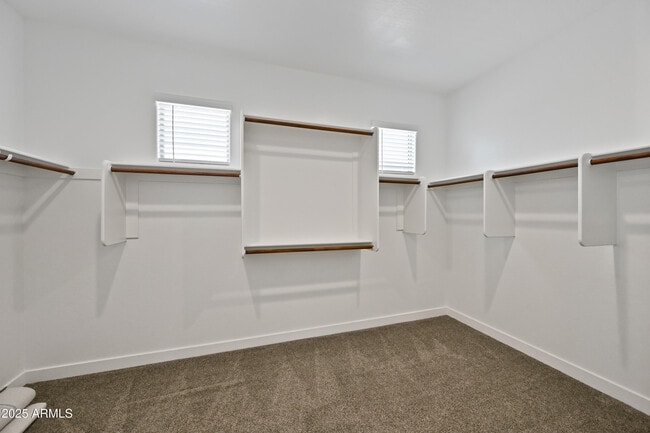 Building Photo - 7027 S 13th Way