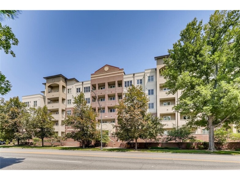 Building Photo - 2200 S University Blvd