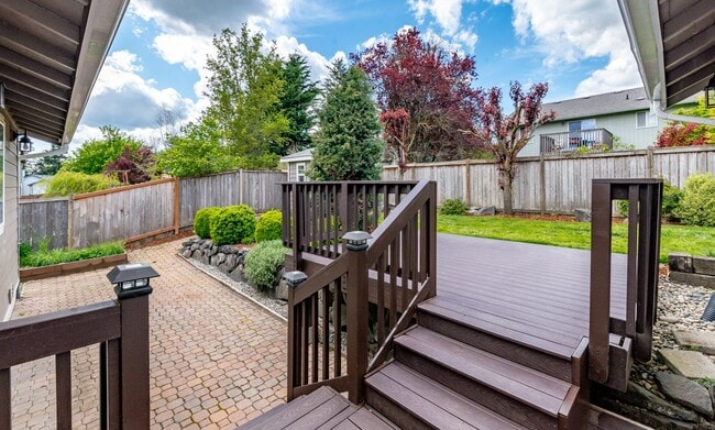Building Photo - 4-Bedroom, 2-Bathroom Rambler with Beautiful Features and Mountain Views!