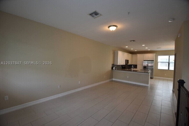 Building Photo - 11671 SW 13th Ct