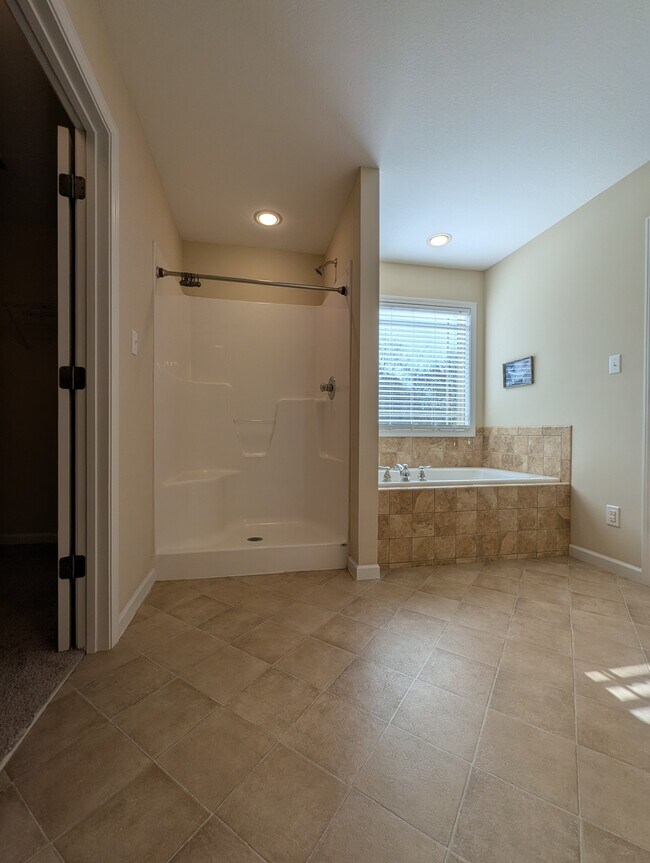 Building Photo - 1533 Yarnell Station Blvd