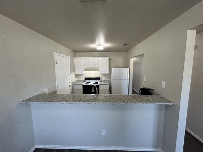 Building Photo - 8846 Old Sky Harbor Dr