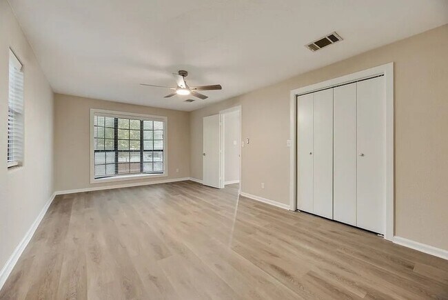 Building Photo - 5706 Rocky Ridge Rd