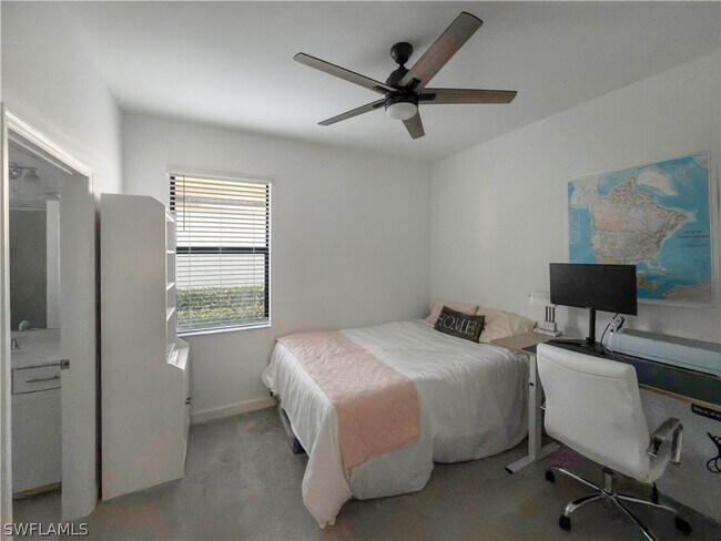 Building Photo - 18347 Ridgeline Dr