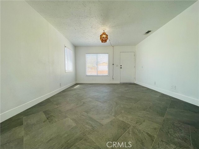 Building Photo - 5619 Daisy Ave