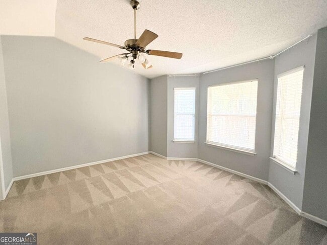 Building Photo - 601 McIntosh Dr