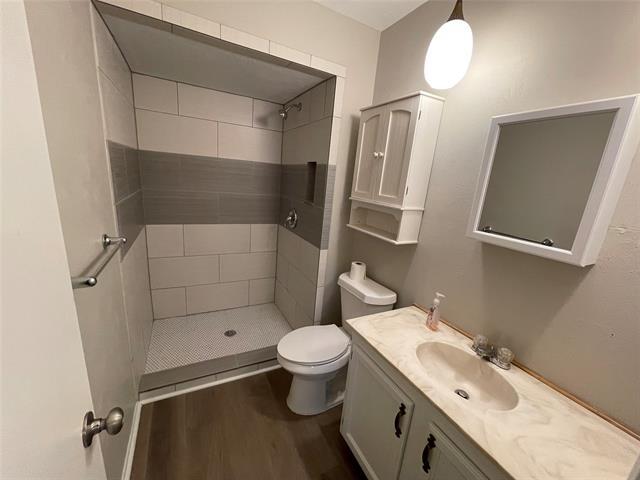 Building Photo - 608 McKown Dr