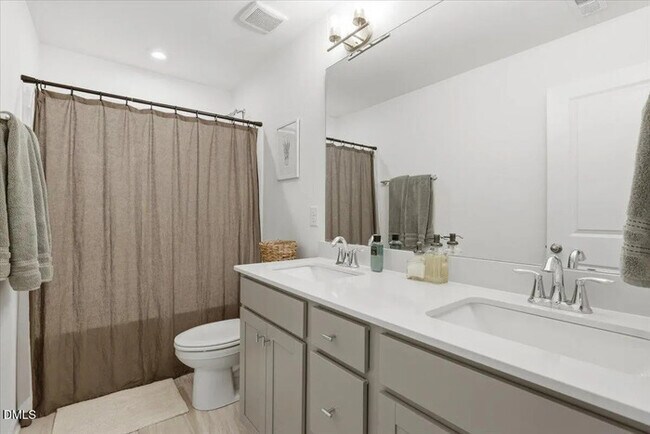 Building Photo - Earn Wealth While Leasing - Like a Homeowner - Lease to Own