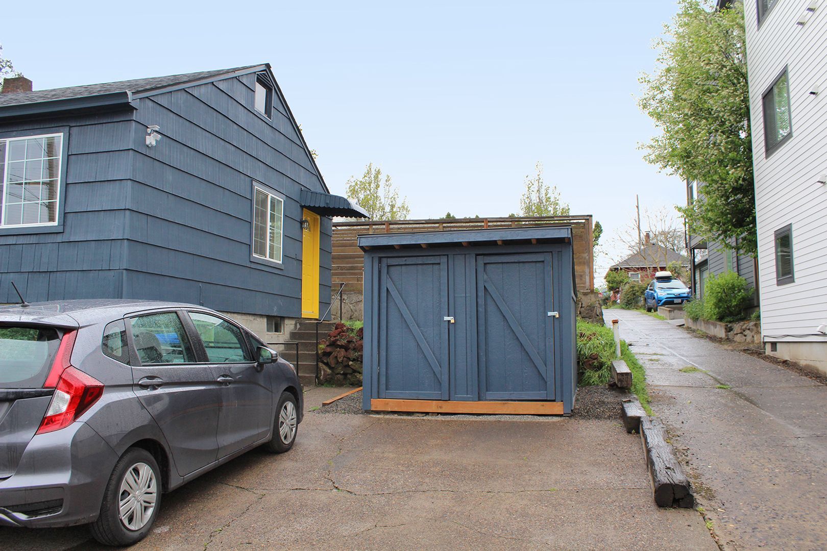 Building Photo - 5535-5535 SE 17th Ave