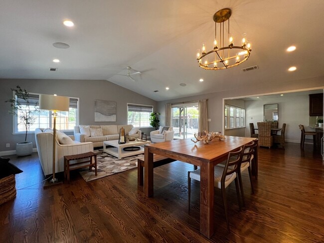 Building Photo - Wine Country Retreat with Guest Cottage & Vineyard Views