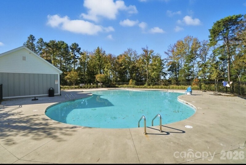 Building Photo - 12009 Chesapeake Mallard Dr
