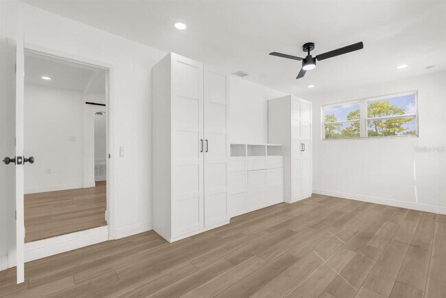 Building Photo - 1260 Seminola Blvd