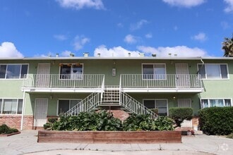 Building Photo - Unit 3