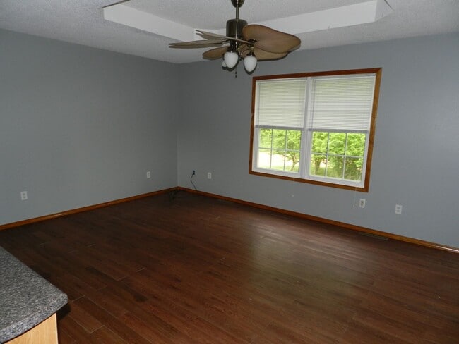 Building Photo - 14558 Holloway Ln