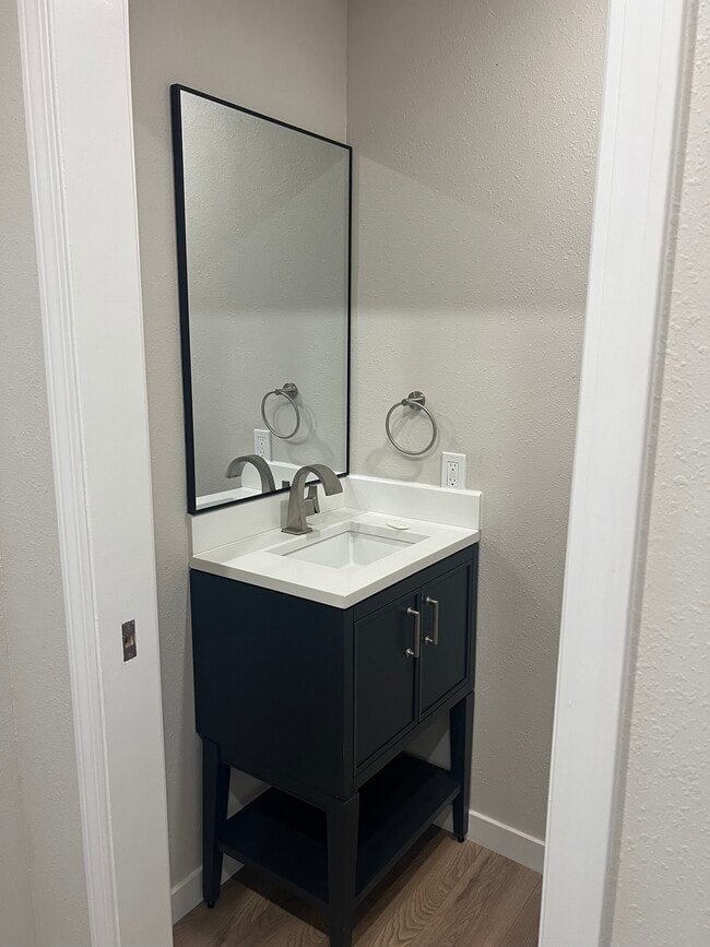 Building Photo - 10034 Via La Cantera