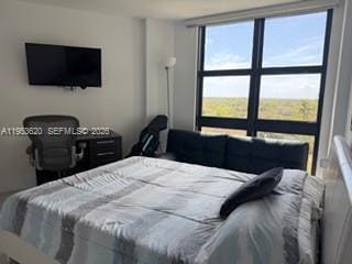 Building Photo - 1111 Crandon Blvd