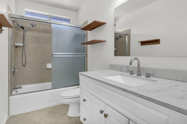 Building Photo - 95 Rockwood