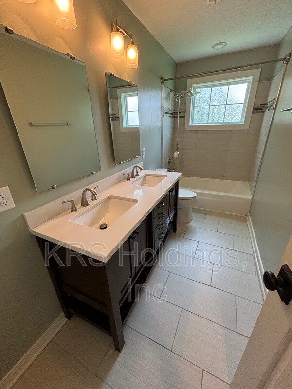 Building Photo - 1406 N 32nd St