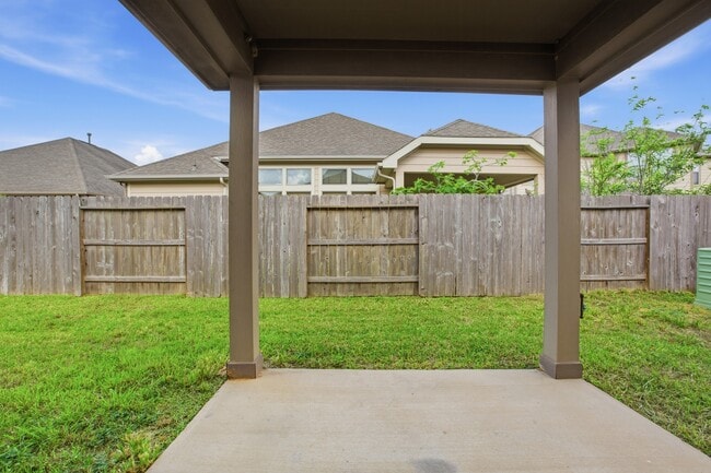 Building Photo - 11103 Avery Oaks Ln