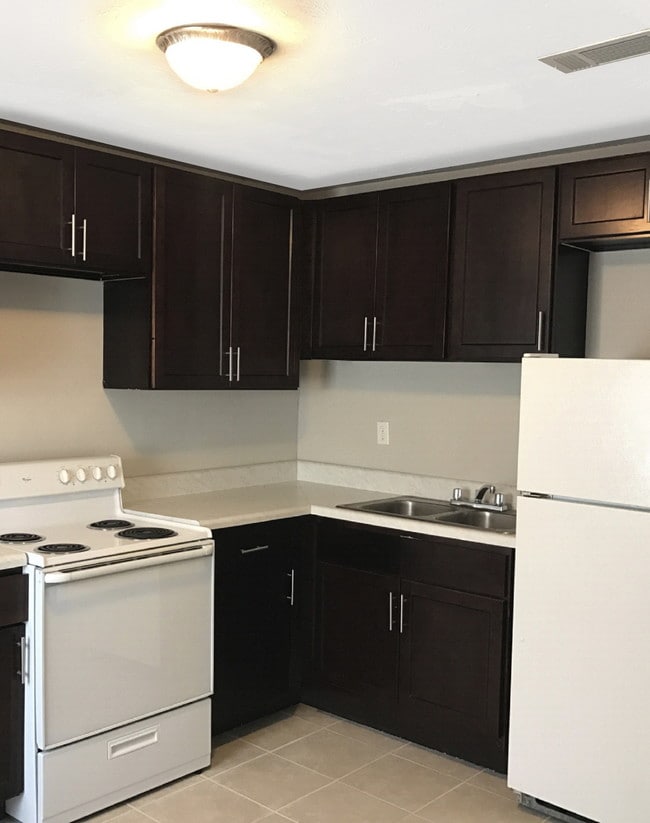 Building Photo - Haltere at Barrington