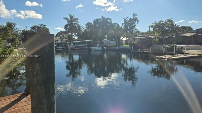 Building Photo - 2622 Sheridan St