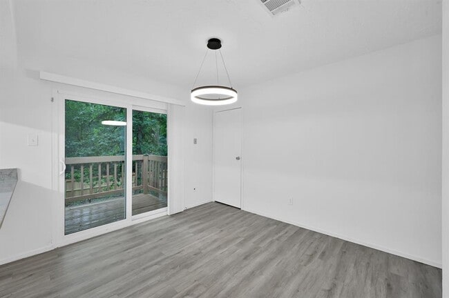 Building Photo - 16 S Cypress Pine Dr