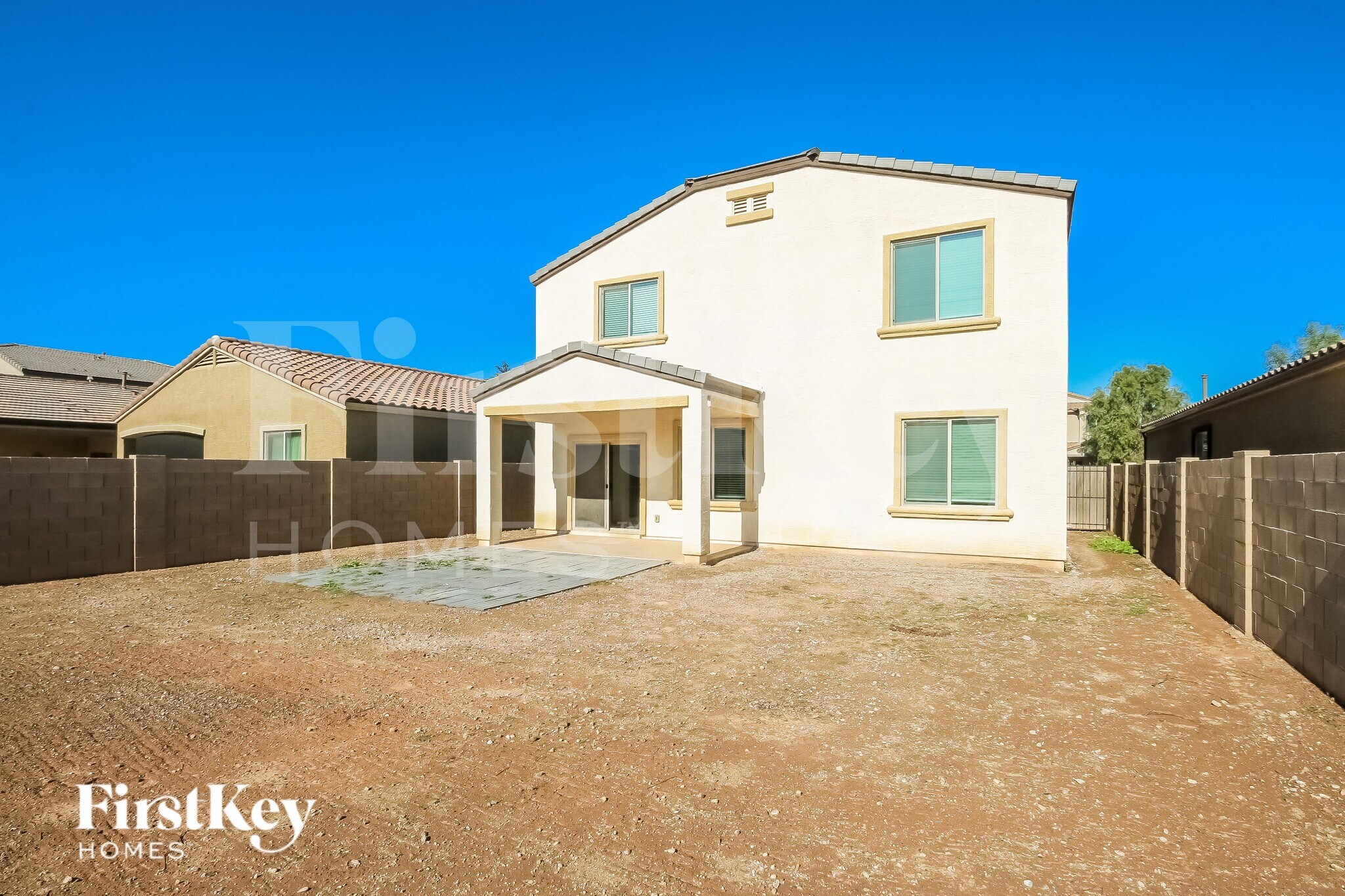 Building Photo - 38137 La Paz St