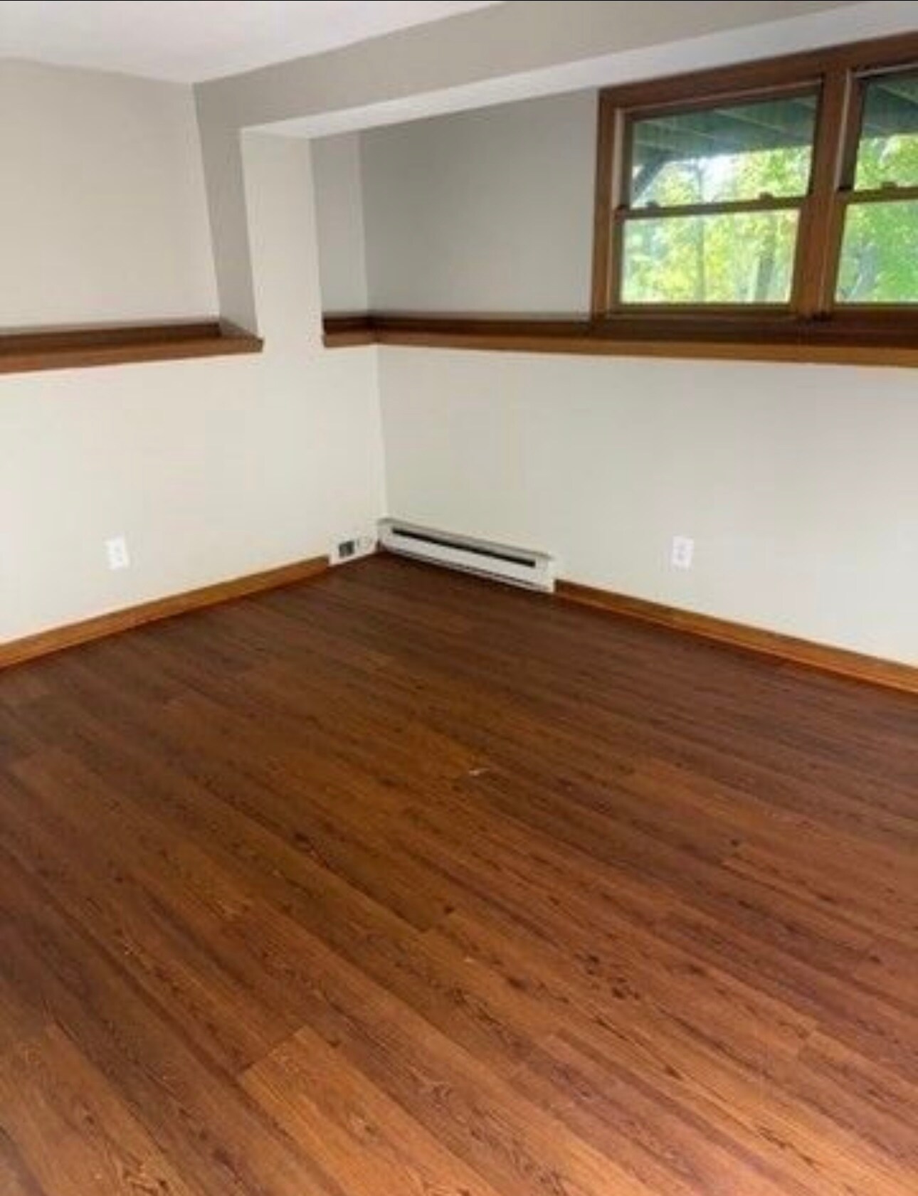 Building Photo - 61 Glenmore St