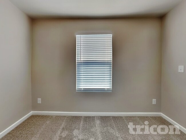 Building Photo - 357 Indian River Dr