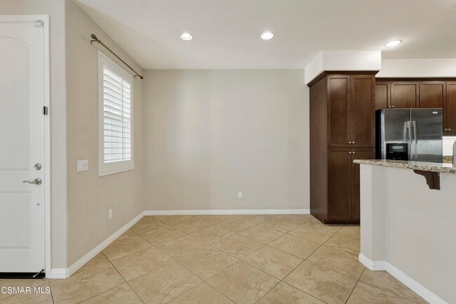 Building Photo - 1521 Silver Shadow Dr