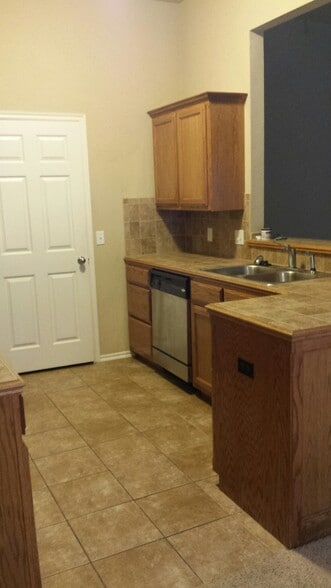 Building Photo - 1533 NW 124th St