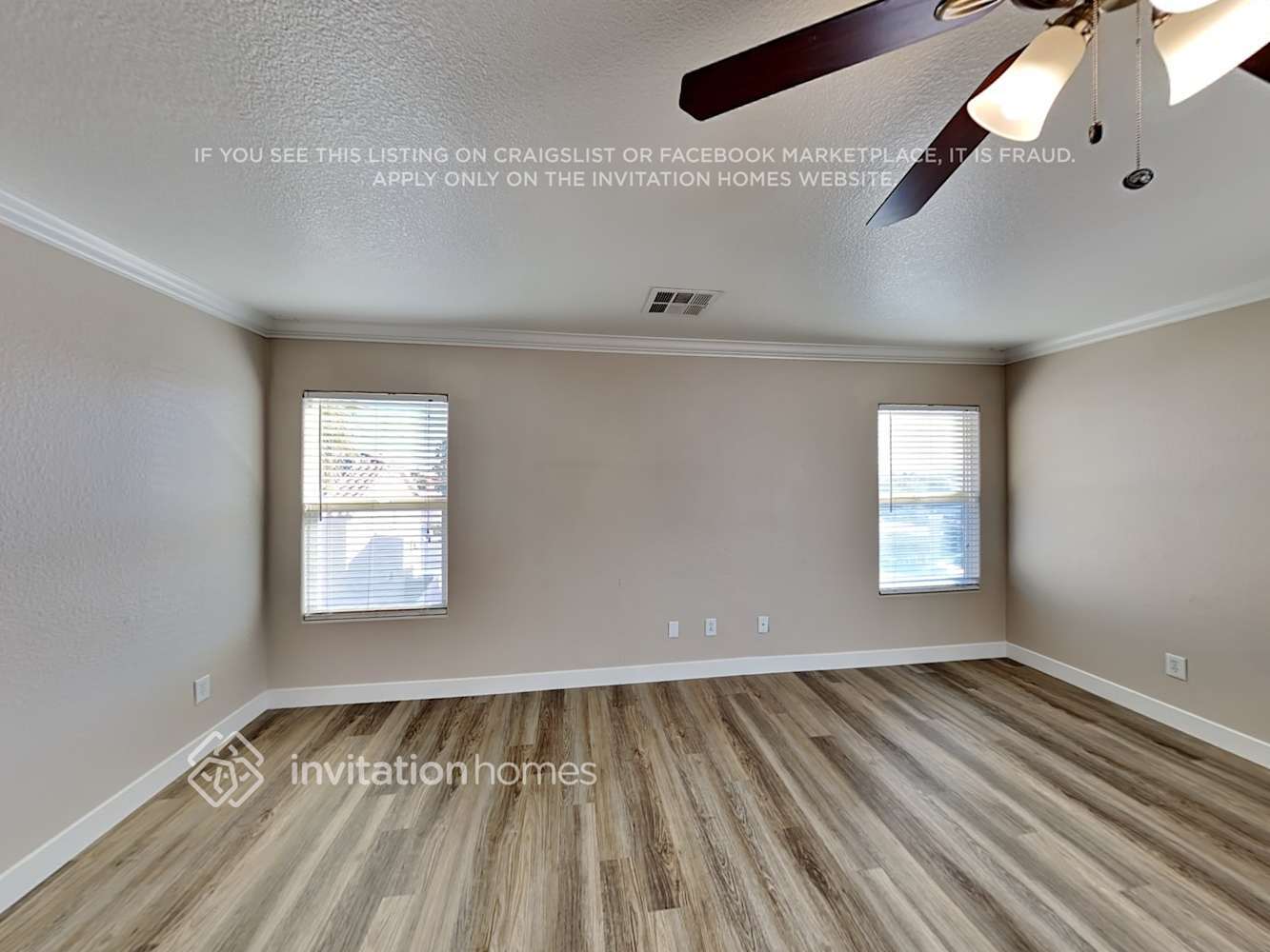 Building Photo - 3704 Dustin Lee St