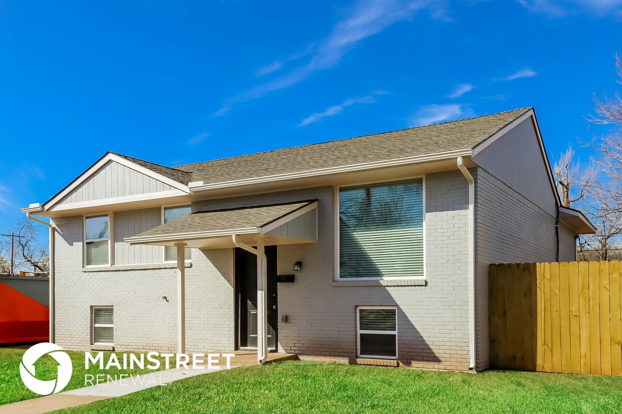 Building Photo - 5701 N Warren Ave