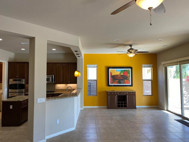 Building Photo - 39408 Camino Las Hoyes