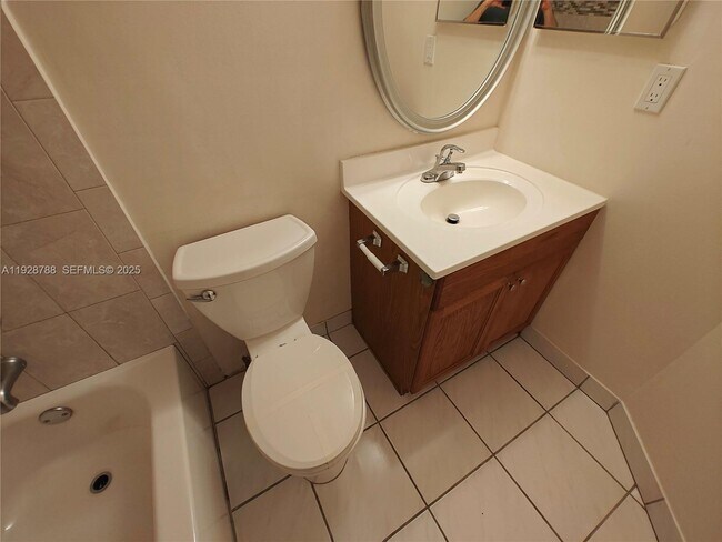 Building Photo - 8750 Royal Palm Blvd