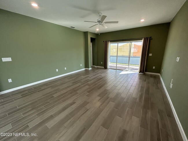Building Photo - 10229 Powell Creek Ct