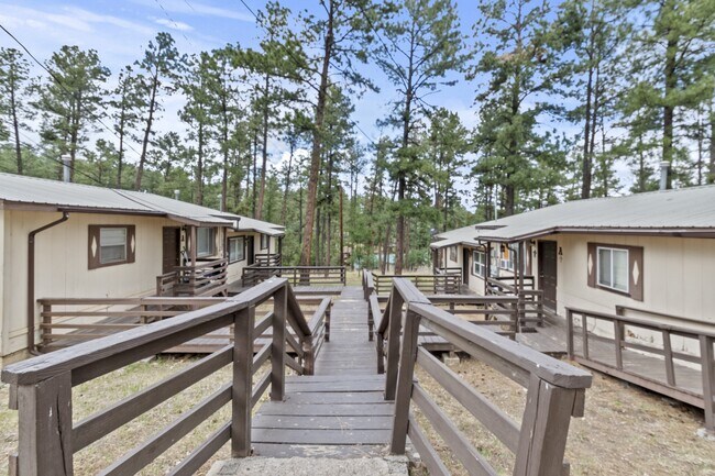 Building Photo - 100 Apache Hills Dr
