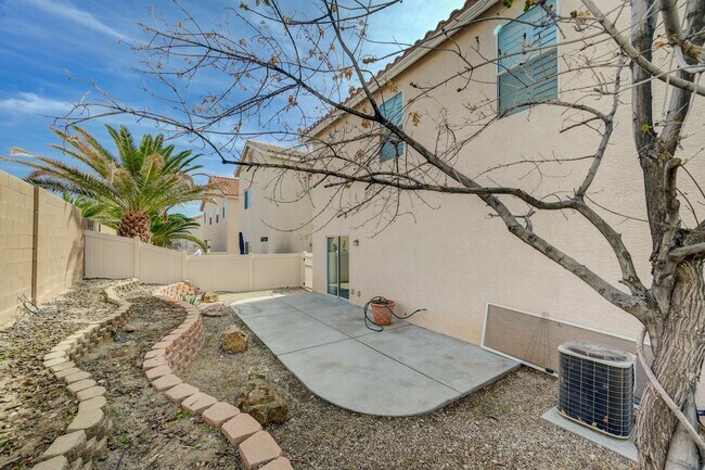 Building Photo - 8918 Houston Ridge Ave